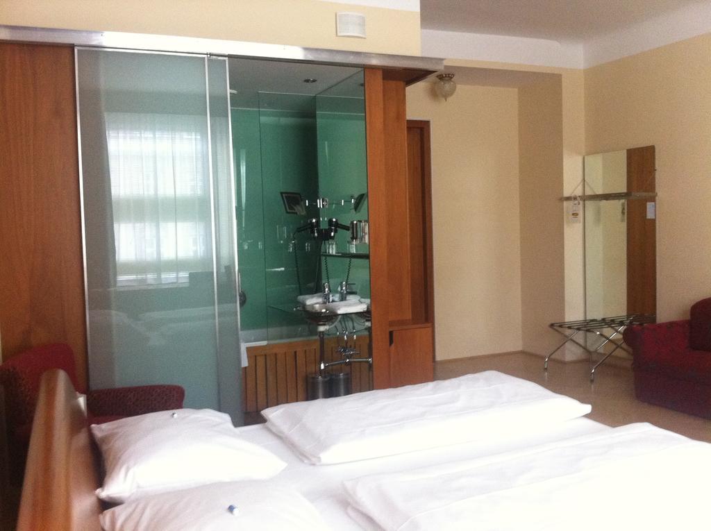Shs Hotel Papageno Bécs Szoba fotó